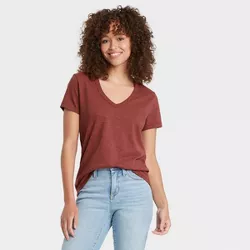 Women's Short Sleeve V-Neck T-Shirt - Universal Thread™ Burgundy XXL
