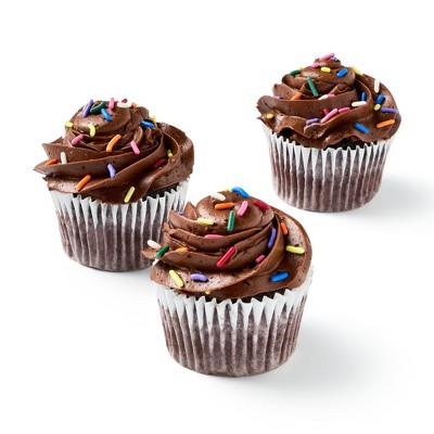 Buttercreme Chocolate Cupcakes - 1.256lbs/12ct - Favorite Day™
