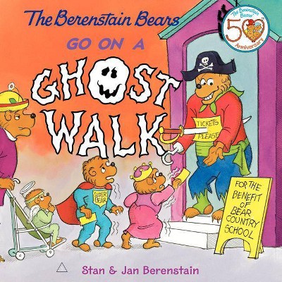 The Berenstain Bears Go on a Ghost Walk ( The Berenstain Bears) (Paperback) by Stan Berenstain