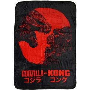Godzilla vs. Kong Japanese Script Soft Plush Fleece Throw Blanket 45" x 60" Red - 1 of 3