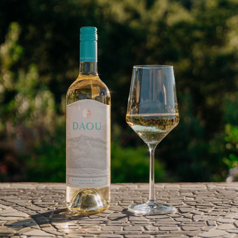 DAOU Sauvignon Blanc White Wine - 750ml Bottle, 4 of 7