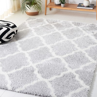 Light Grey and White Geometric Shag 5' x 7' Area Rug