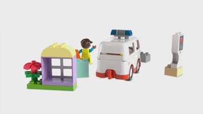 Duplo Ambulance 4979 LEGO Ambulance Driver For Pretend Play 10447