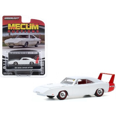 1969 Dodge Charger Daytona White Kissimmee, Florida (2020) "Mecum Auctions Collector Cars" Series 5 1/64 Diecast Model Car by Greenlight