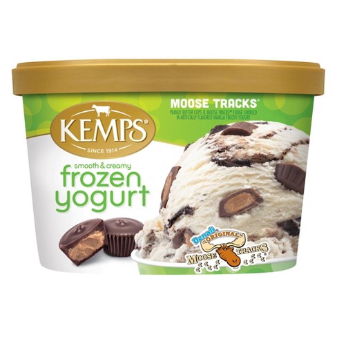 Kemps Moose Tracks Frozen Yogurt - 48oz - image 1 of 4