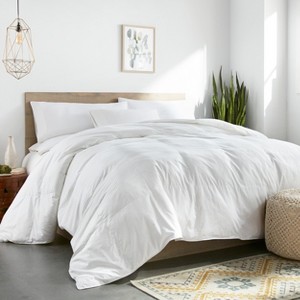 10 foot by 10 foot World's Largest King Comforter by DOWNLITE (Hypoallergenic Down Alternative) - 1 of 4