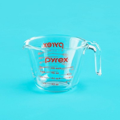Pyrex 3-Piece Clear Glass Measuring Cup Set with Red Markings