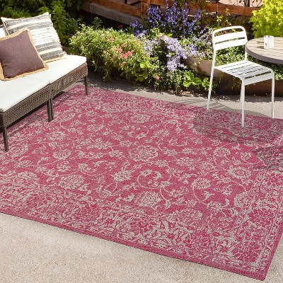 Fuchsia and Light Gray Floral Synthetic 5'3" x 7'7" Reversible Area Rug