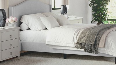 Amelia Full Gray Upholstered Platform Bed with Curved Headboard