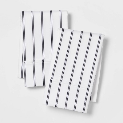 Photo 1 of 400 Thread Count Performance Printed Pillowcase Set  KING SIZE 
Wrinkle, pill and shrink resistant plus bleach friendly for easy care