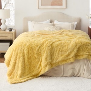Bedsure | PV Fleece Blanket  a Chic Addition with Brushed Longfur - 1 of 4