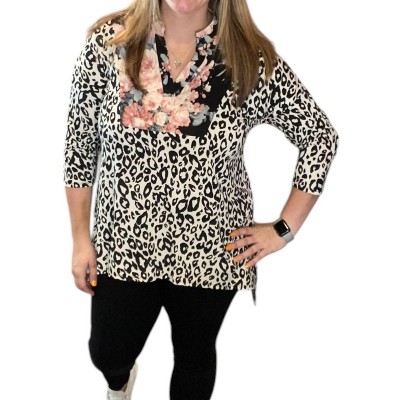 Women's Floral Front Gabby Top - honeyme