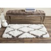 Barcelona Shag BSG319 Hand Tufted Indoor Rug - Safavieh - 2 of 4
