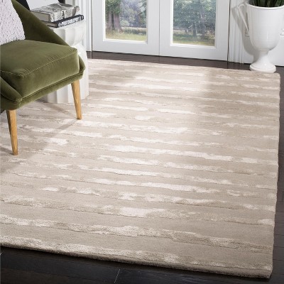 Gray Tufted Handmade Reversible Wool and Viscose Area Rug, 6' x 9'