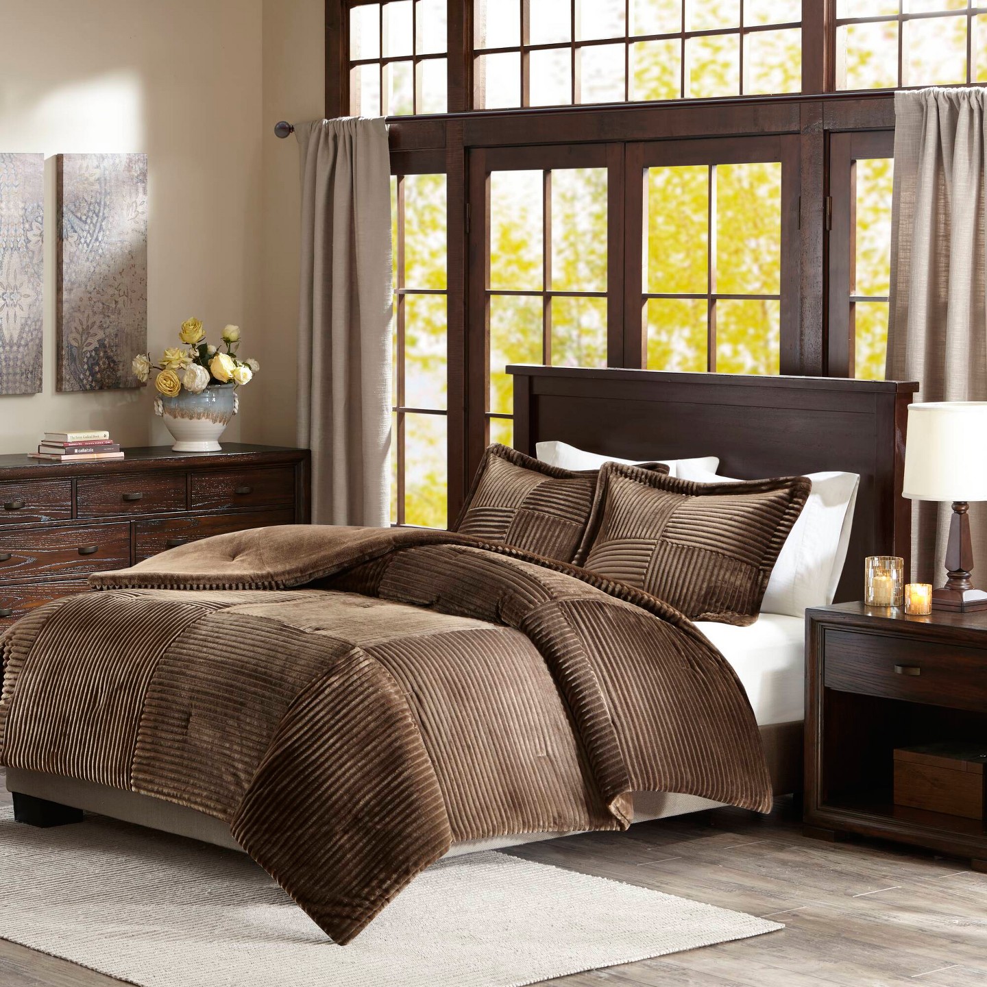 Постельное бельё Madison Park Micro Cord Texture Ribbed Plush Comforter Set, Bartack Quilting Luxury Design Bedding Set for Contemporary Decor Style, Brown, King/Cal King, цвет: Коричневый — фото 2