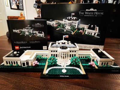 LEGO Â® Architecture White House with White House Gift Shop, Est. 1946 Gold  Seal on Box