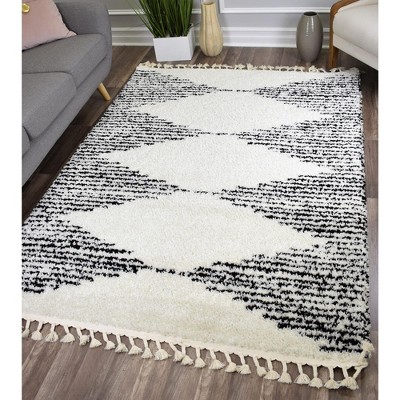Heath White and Black Diamond Shag Synthetic Area Rug, 8' x 10'