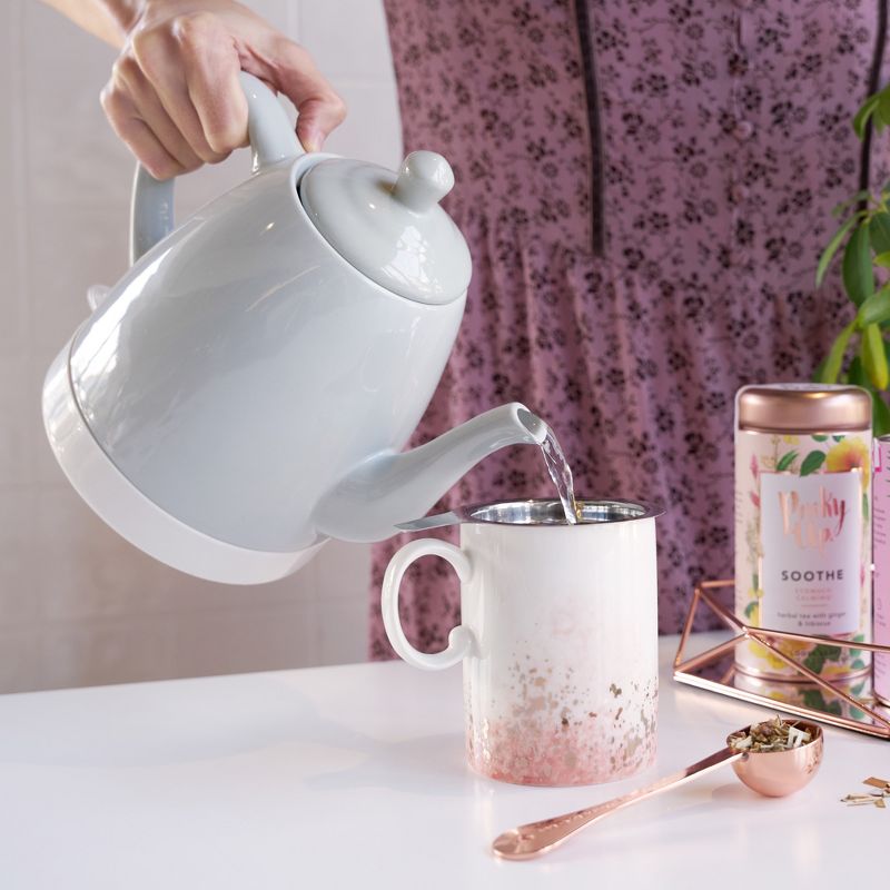 3-Pinky Up Noelle 1.5 L Electric Kettle, 4 of 18