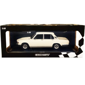 1968 BMW 2500 White Limited Edition to 504 pieces Worldwide 1/18 Diecast Model Car by Minichamps - 1 of 3