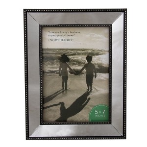 Northlight 5" x 7" Silver Studded Glass Mirror Encased Photo Picture Frame - 1 of 4