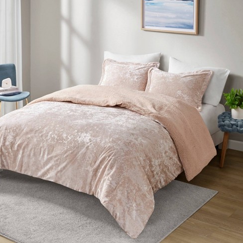 Pink sherpa 2024 comforter set