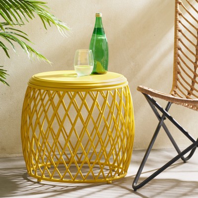 VisioGear Patio End Tables, 17.75 Inch Outdoor End Table, Lattice Design Table for Balcony Porch Pool, Yellow, 19.75"*19.75"*17.75"