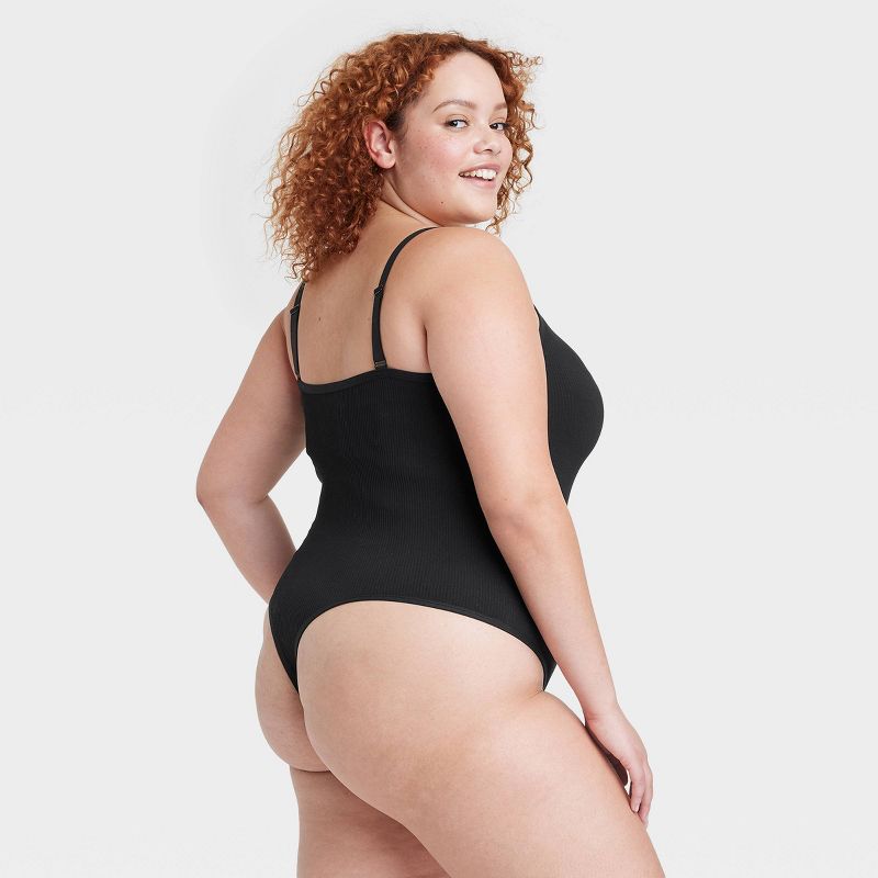 Women's Seamless Bodysuit with Keyhole - Colsie™, 3 of 10