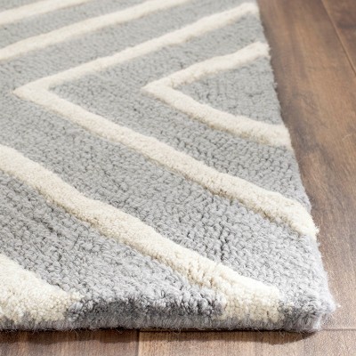 Elegant Silver and Ivory 6' Square Hand-Tufted Wool Area Rug