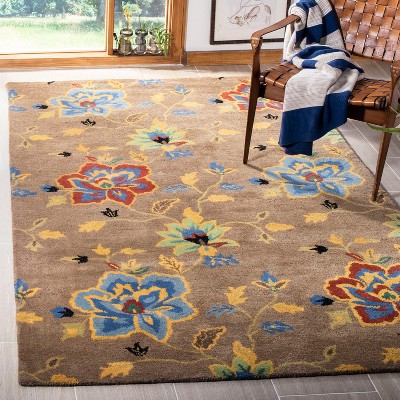 Soho 5' x 8' Multicolor Wool and Viscose Area Rug