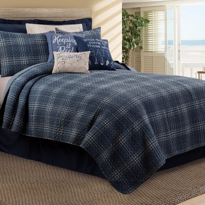 plaid quilt