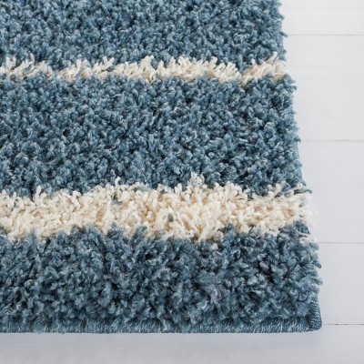 Turquoise and Ivory Rectangular Shag Rug - 5'3" x 7'6"