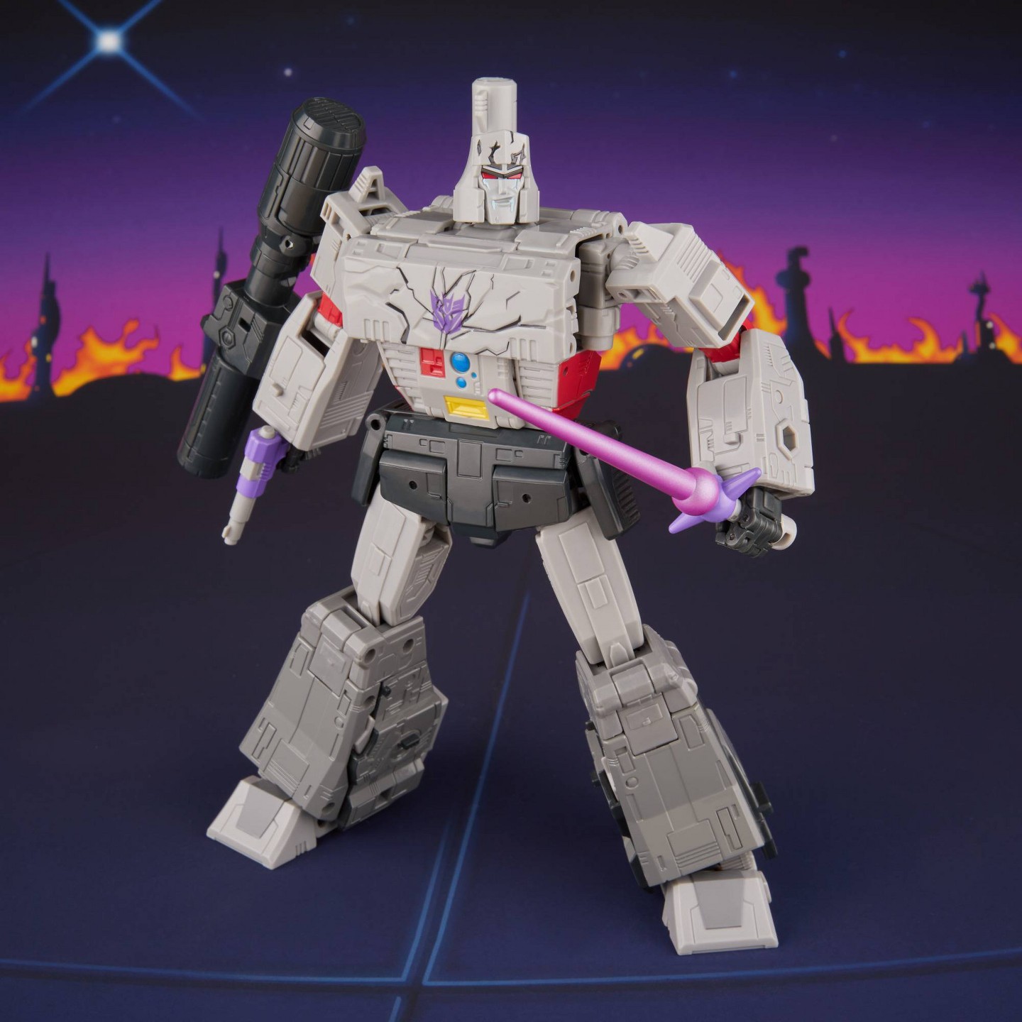 Детская фигурка Transformers Studio Series Mtmte Collection The Transformers: The Movie Leader Class Megatron Action Figure — фото 7