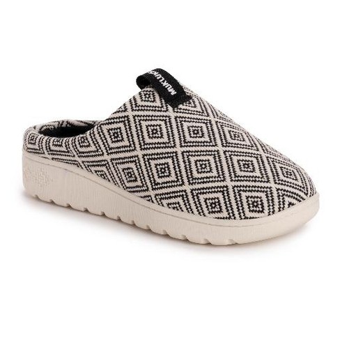 Muk Luks Womens Hailey Clog Slipper, Black/ivory, Small : Target