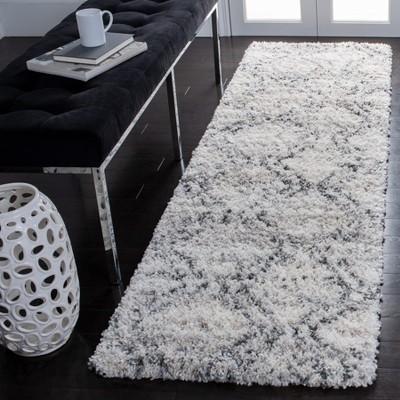 Ivory and Gray Geometric Shag Runner Rug, 2'3" x 8'