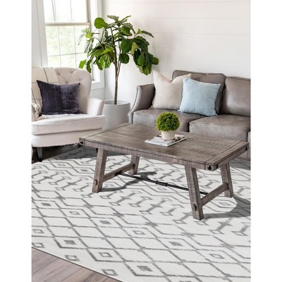 Ivory Moroccan Trellis 5' x 8' Easy-Care Synthetic Area Rug
