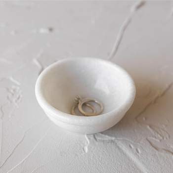 3 Inch White Marble Serving Bowl by Foreside Home & Garden