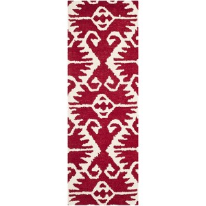 Wyndham WYD323 Hand Tufted Indoor Rugs - Safavieh - 1 of 4