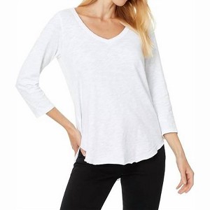 Women's V-neck Curve Hem Tee - mododoc - 1 of 3