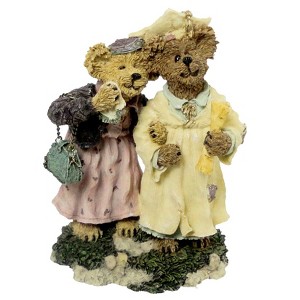 Boyds Bears Resin 4.75 In Momma Berriproud W/ Jamie Graduation Bearstone Animal Figurines - 1 of 3