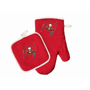 NFL Oven Mitt & Potholder Set with Team Logo - Tampa Bay Buccaneers - 1 of 1