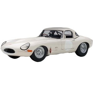 Jaguar Lightweight E Type Roadster RHD (Right Hand Drive) White 1/18 Model Car by Autoart - 1 of 4