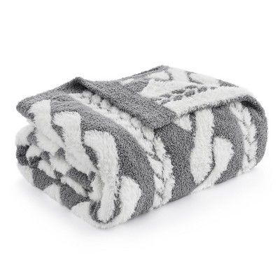 Amelie Home Reversible Plush Knit Throw Blanket - Soft & Cozy Feather Yarn Design