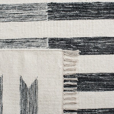 Handmade Black and Ivory Wool Flat Weave 4' x 6' Area Rug