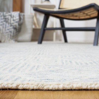 Gray 27" Handmade Wool Tufted Abstract Rug