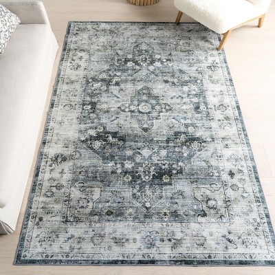 Kaiana Blue Medallion Washable Synthetic 4' x 6' Rug