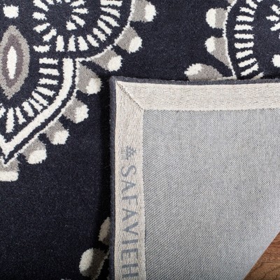 Handmade Dark Grey and Ivory Wool Tufted 4' x 6' Area Rug