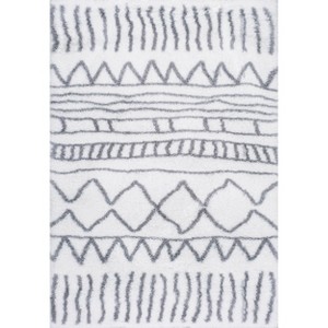 Nuloom Renata Moroccan Shag Area Rug Gray 5' 3" x 7' 6" - 1 of 4