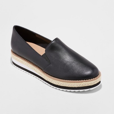 A new best sale day black loafers