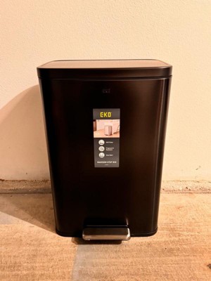 Madison Step Can with Liner – Matte Black – 50L / 13.2 Gal –  eko-north-america