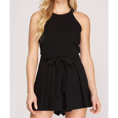 Women's Woven Pleated Shorts - SHE + SKY